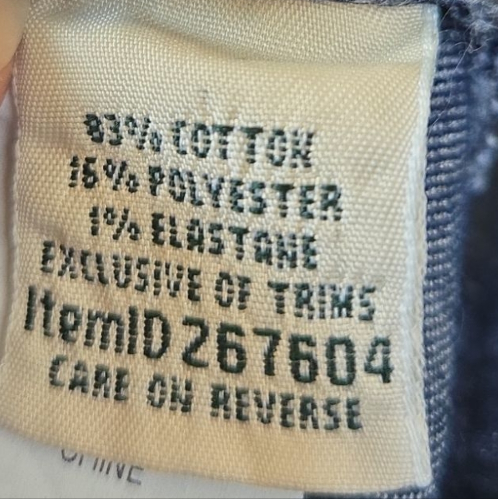 Classic Fit L. L. Bean Women's Jeans - Picture 5 of 6